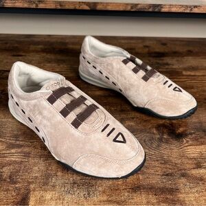 Propet Typhoon Tan Water Resistant Suede Pull on Walking Sneakers women's 8.5 W